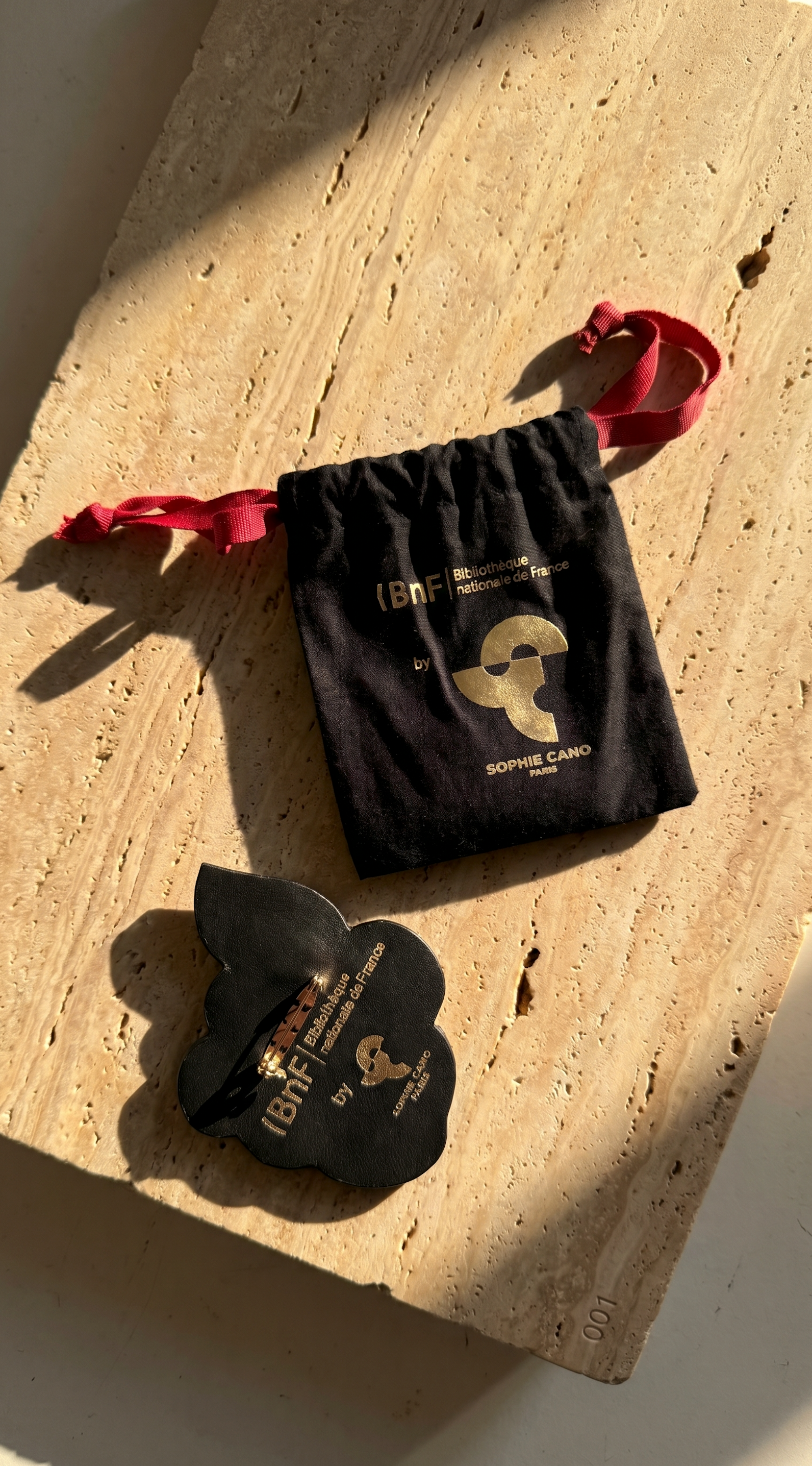 Broche Vallotton - BNF