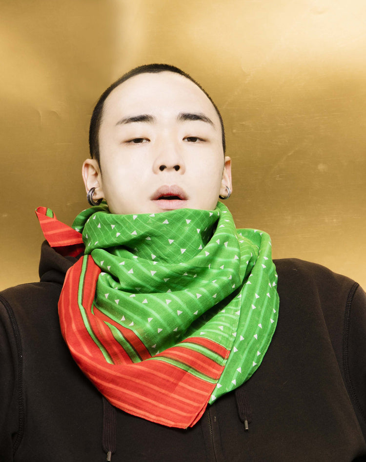 Foulard 100% coton triangle vert bande rouge