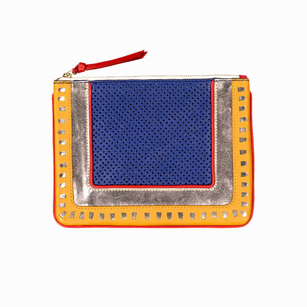 pochette cuir métallisé et perforé