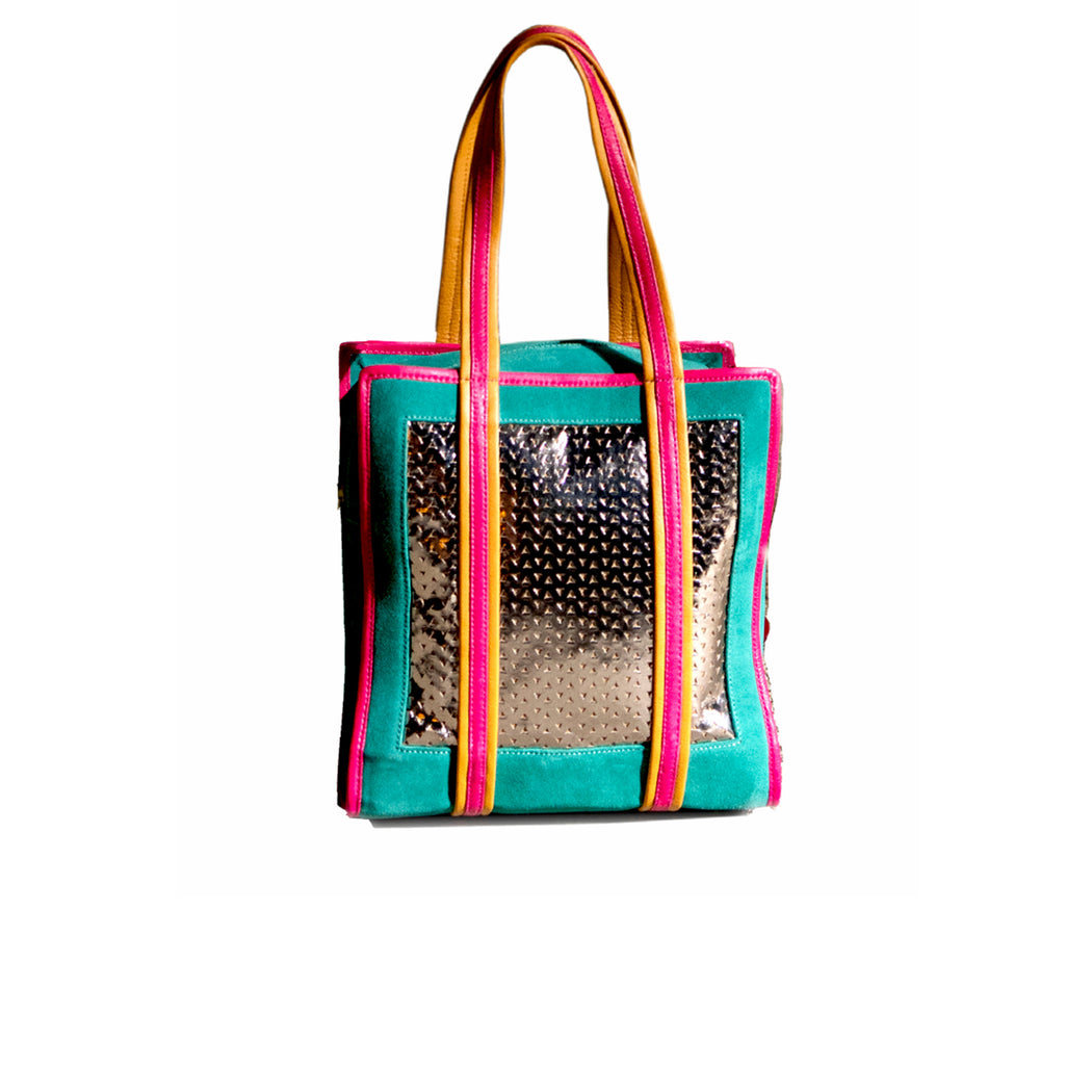 Sac en cuir de vachette métal perforé, suede bleu